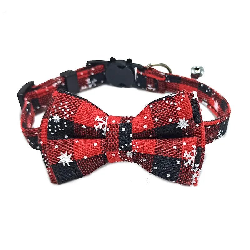 Katzenhalsband mit Schleife & Glocke | Verstellbares Breakaway Halsband für Katzen – Rot kariert, niedlich & sicher | Furrivio™ für Hunde & Katzen – jetzt bei Furrivio™ kaufen