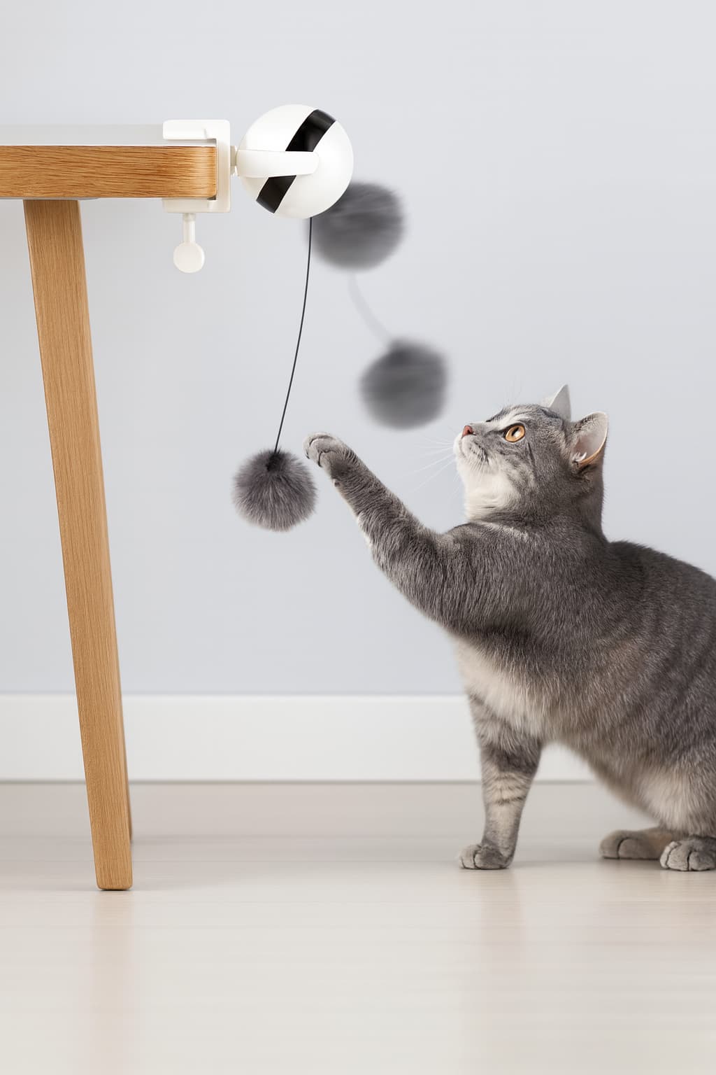 Elektrisches Katzenspielzeug – Automatischer Hebe - und Drehball Interaktives Puzzle - Spielzeug mit Teaser - Ball für Katzen