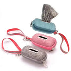 Hundekotbeutel Spender mit Karabiner für unterwegs | Furrivio™ für Hunde & Katzen – jetzt bei Furrivio kaufen