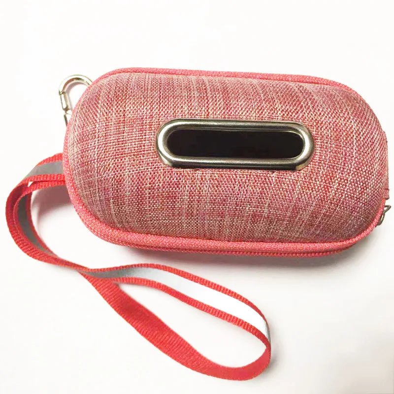 Hundekotbeutel Spender mit Karabiner für unterwegs | Furrivio™ für Hunde & Katzen – jetzt bei Furrivio kaufen