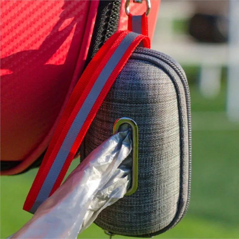 Hundekotbeutel Spender mit Karabiner für unterwegs | Furrivio™ für Hunde & Katzen – jetzt bei Furrivio kaufen