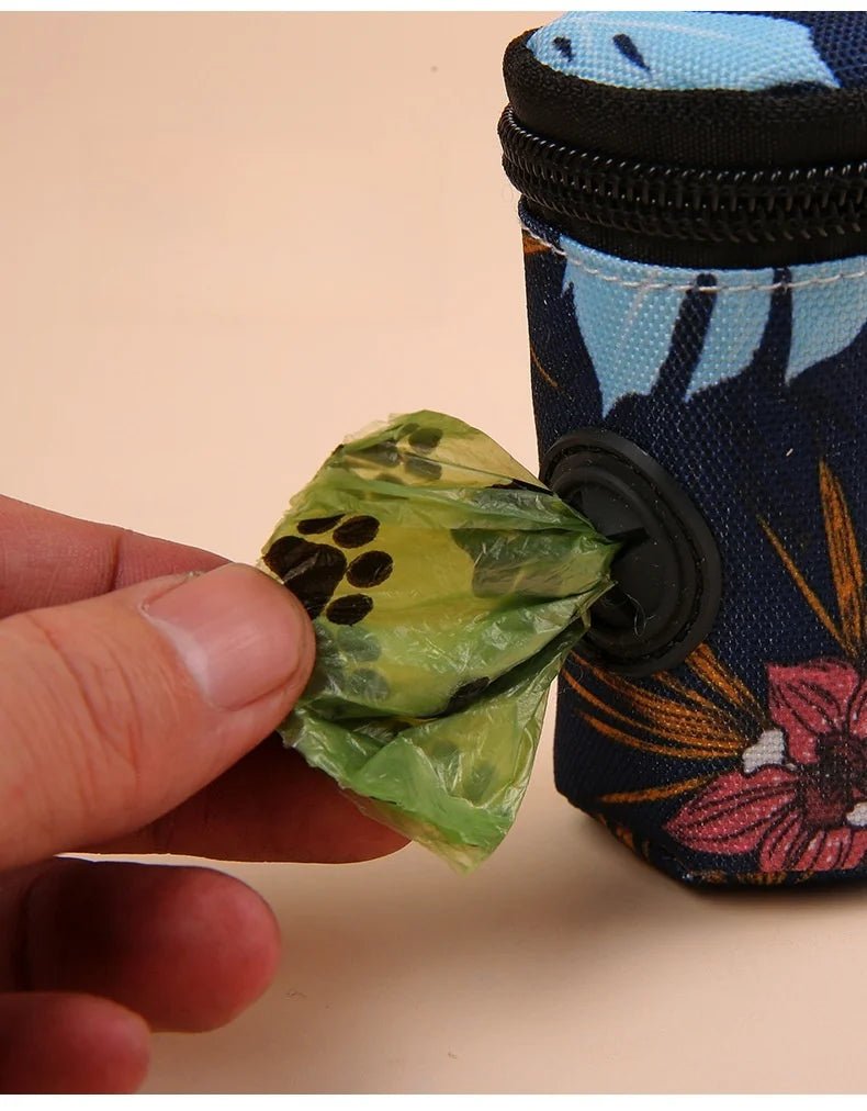 Hundekotbeutel Tasche mit Halter – sylische Kotbeutel Tasche für Hunde & Katzen – jetzt bei Furrivio kaufen