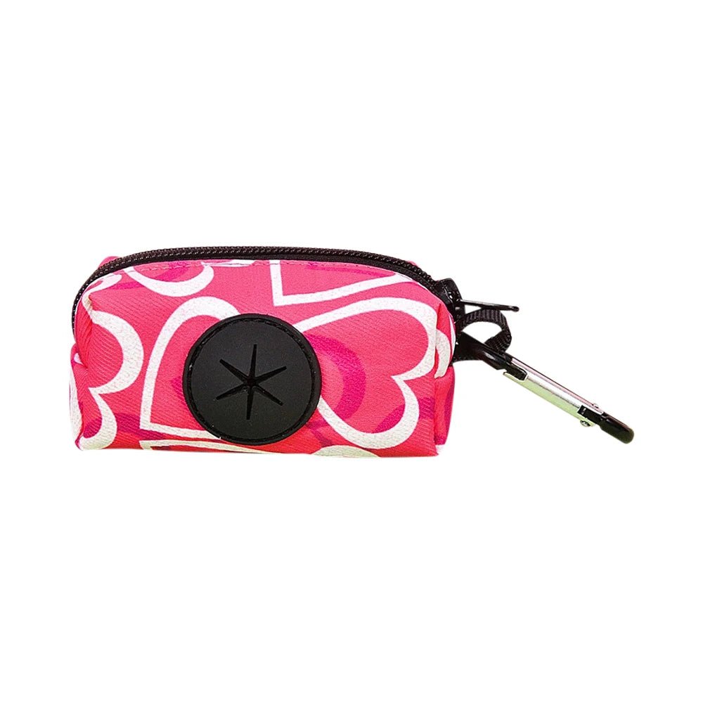 Kotbeutel Halter für Hunde – Dog Poop Bag Holder | Furrivio™ für Hunde & Katzen – jetzt bei Furrivio kaufen