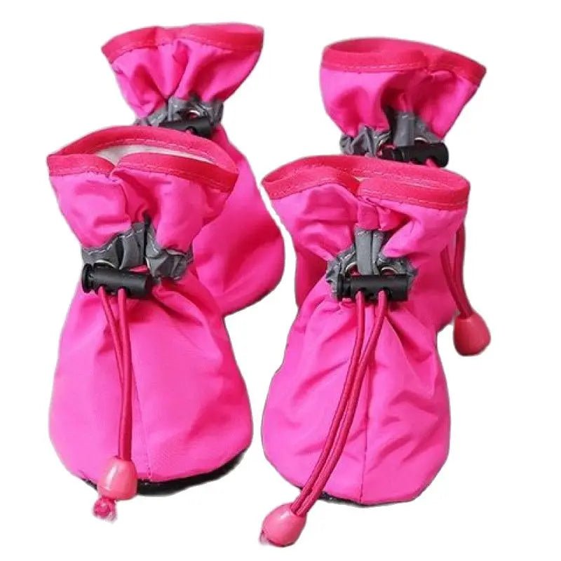 Wasserdichte Hundeschuhe – Rutschfeste Regenstiefel für kleine Hunde & Welpen | Furrivio™ für Hunde & Katzen – jetzt bei Furrivio™ kaufen